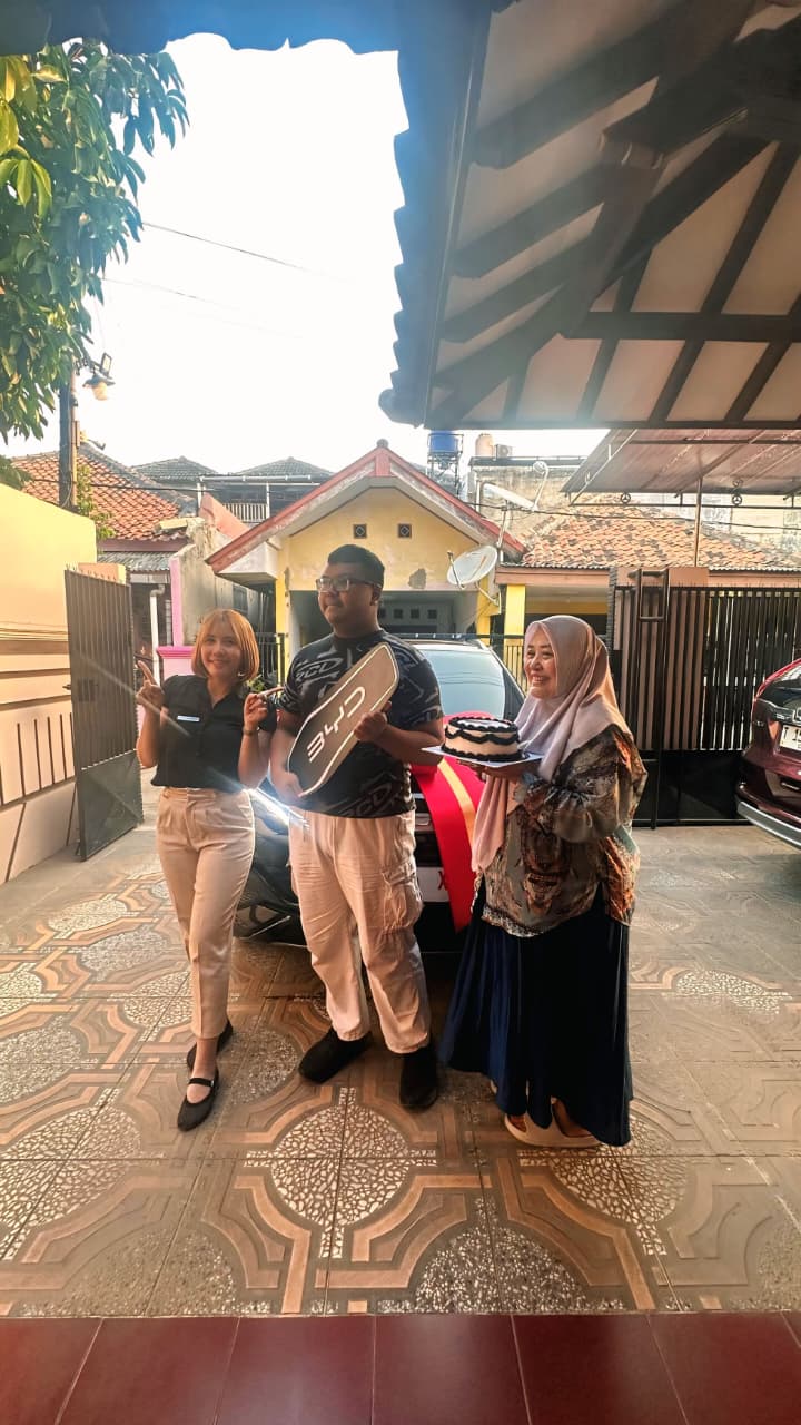 Serah terima unit BYD Purwakarta 2